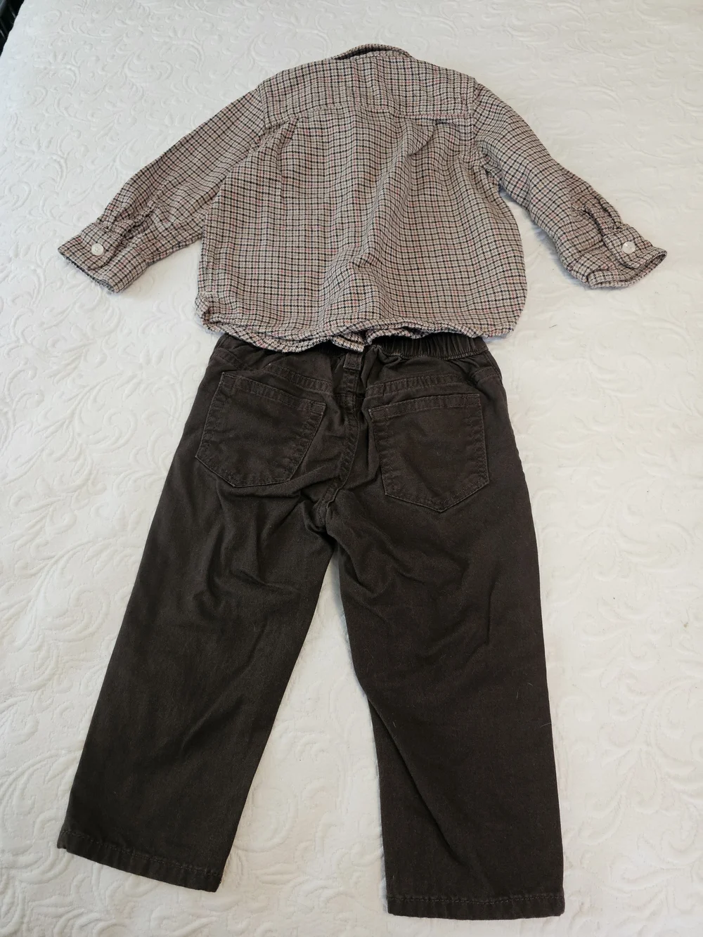 GAP Brown Corduroy Pants with Beige/Brown Plaid Button-Down Shirt